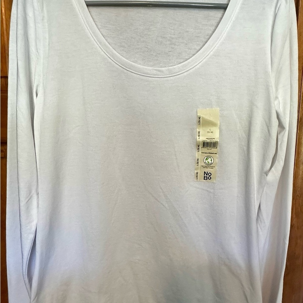 No‎ Boundaries Women's Classic White Long Sleeve Tee